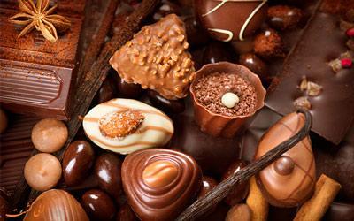 سفری به دنیای خوش عطر و طعم شکلات سوئیسی سفری به دنیای خوش عطر و طعم شکلات سوئیسی