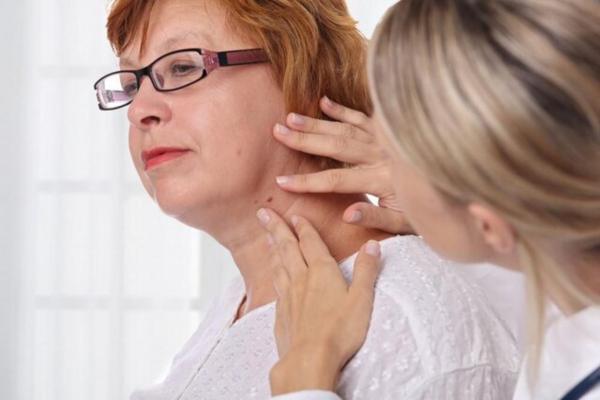 آیا خال ها موجب سرطان سینه می شود؟ آیا خال ها موجب سرطان سینه می گردد؟
