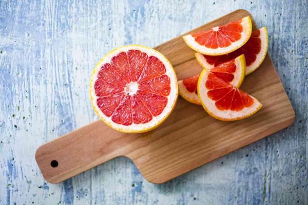 5 دلیل برای اضافه کردن گریپ فروت به رژیم غذایی 5 علت برای اضافه کردن گریپ فروت به رژیم غذایی