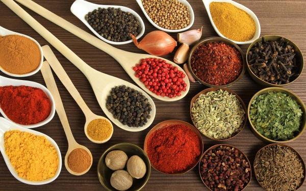 تاریخ انقضای ادویه های مختلف چقدر است؟