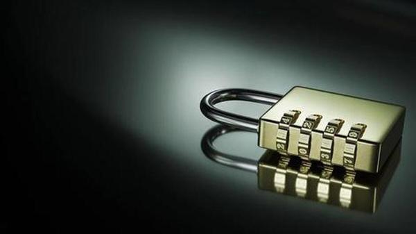 رمز این قفل با 5 سرنخ باز می گردد، امتحان کنید!