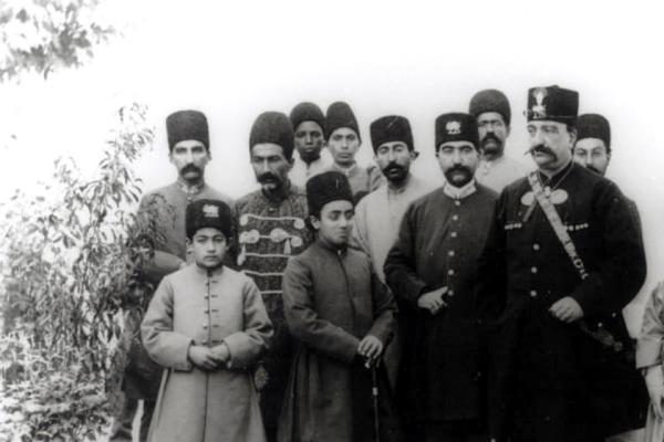 عکس یادگاری روز آش پزان ناصرالدین شاه در سرخه حصار عکس یادگاری روز آش پزان ناصرالدین شاه در سرخه حصار